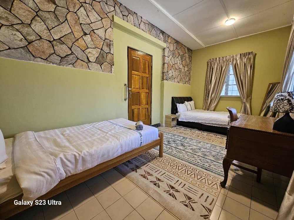 Lasam Heritage 22pax With Karaoke & Snooker Villa *